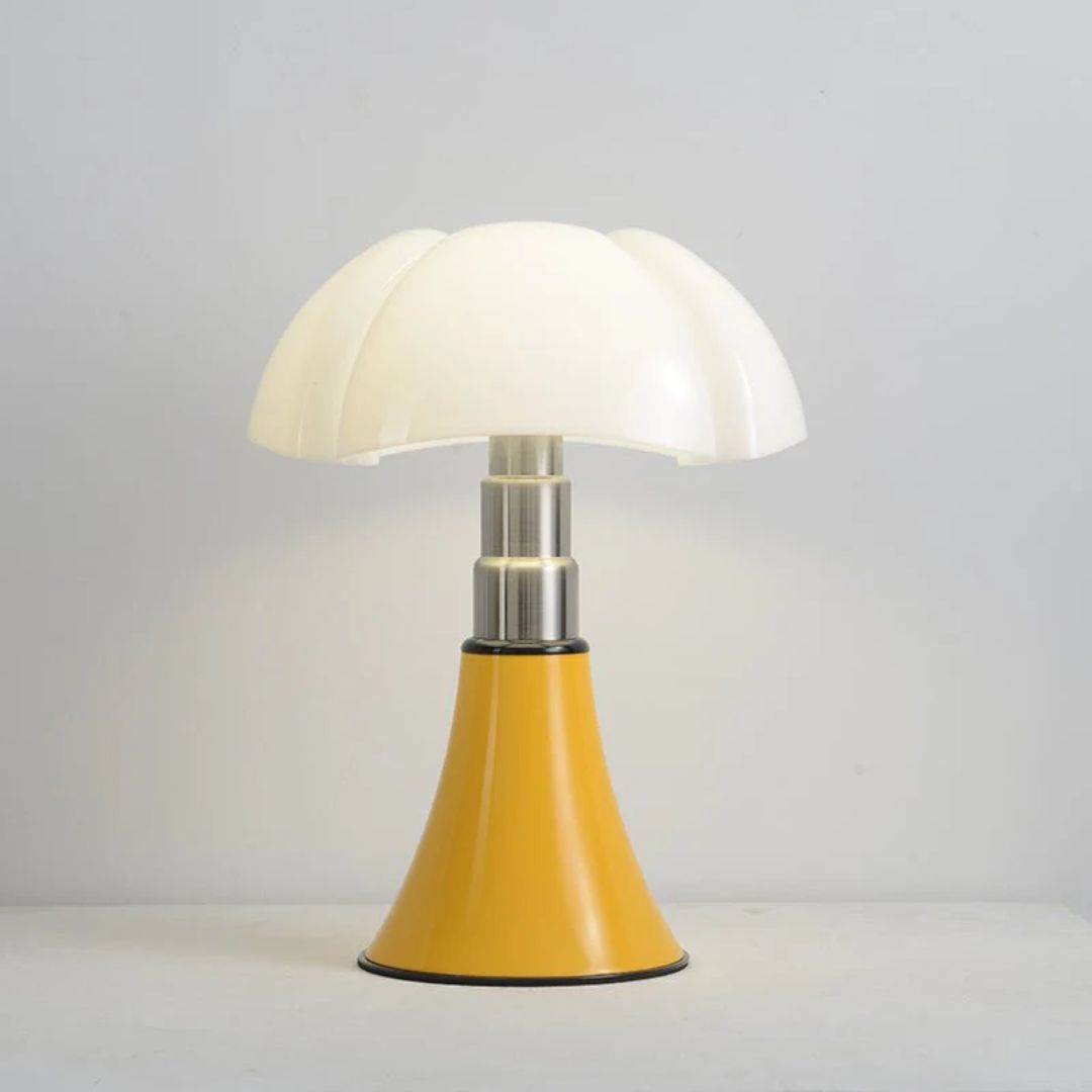 Arelle Flower Table Lamp