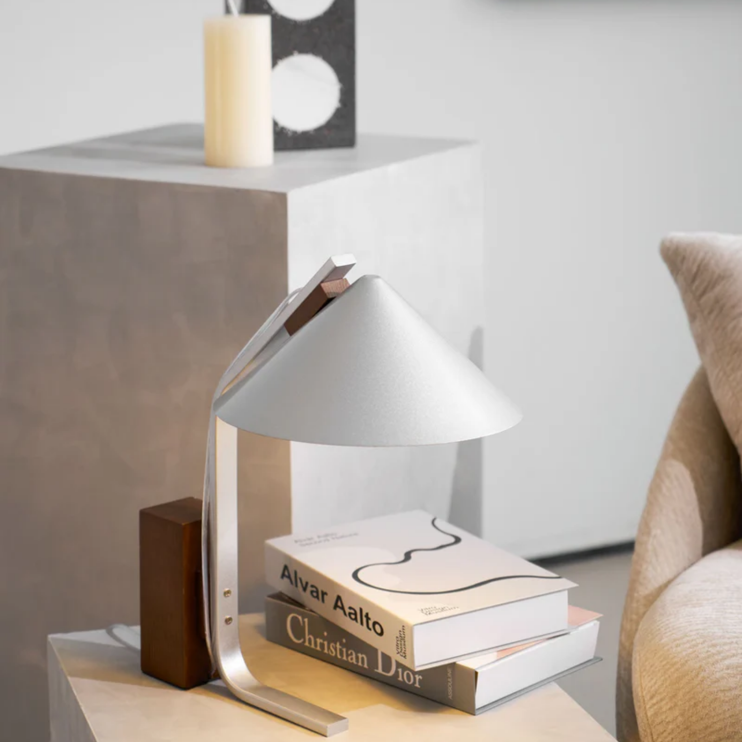 Arumeca Table Lamp