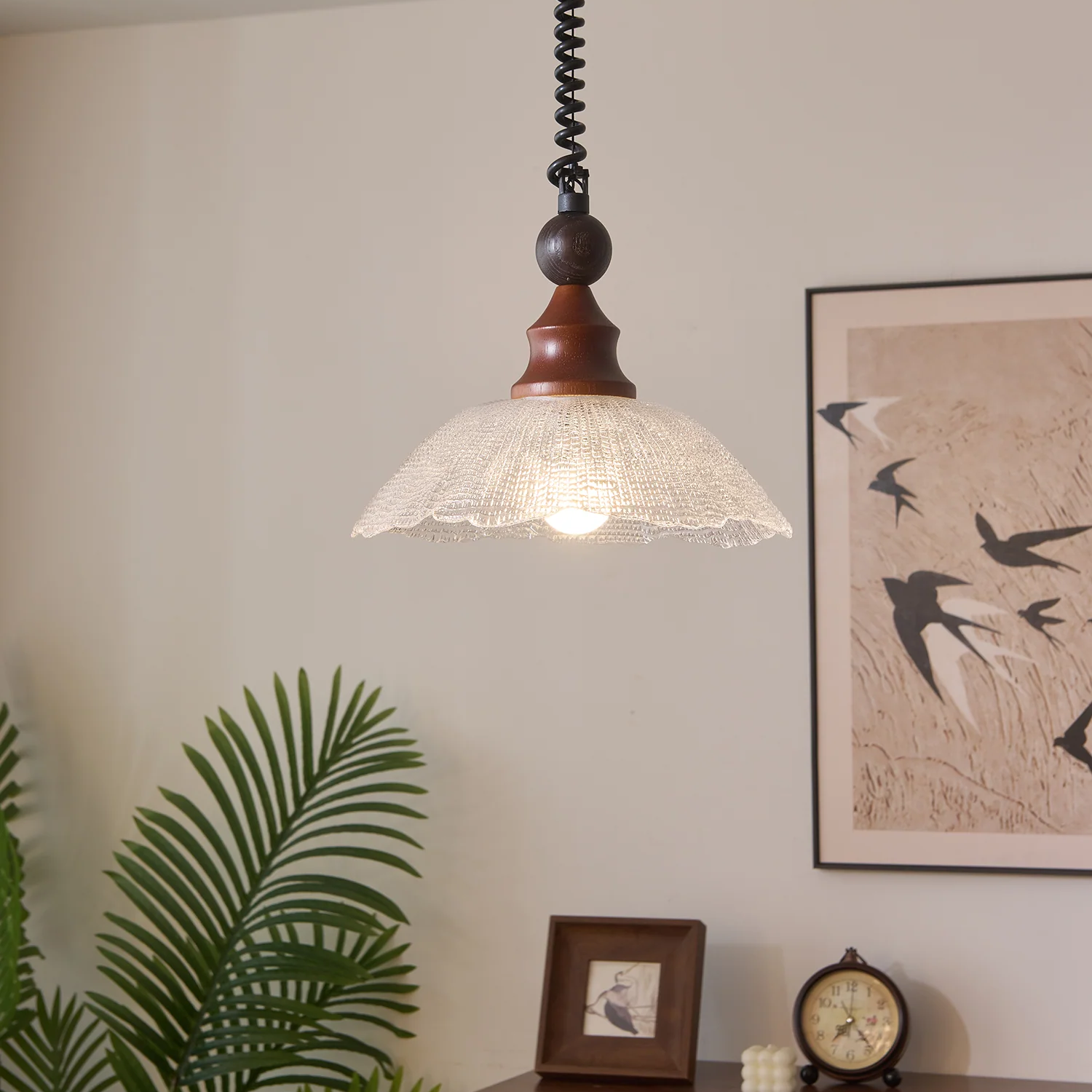 Movella Pendant Light