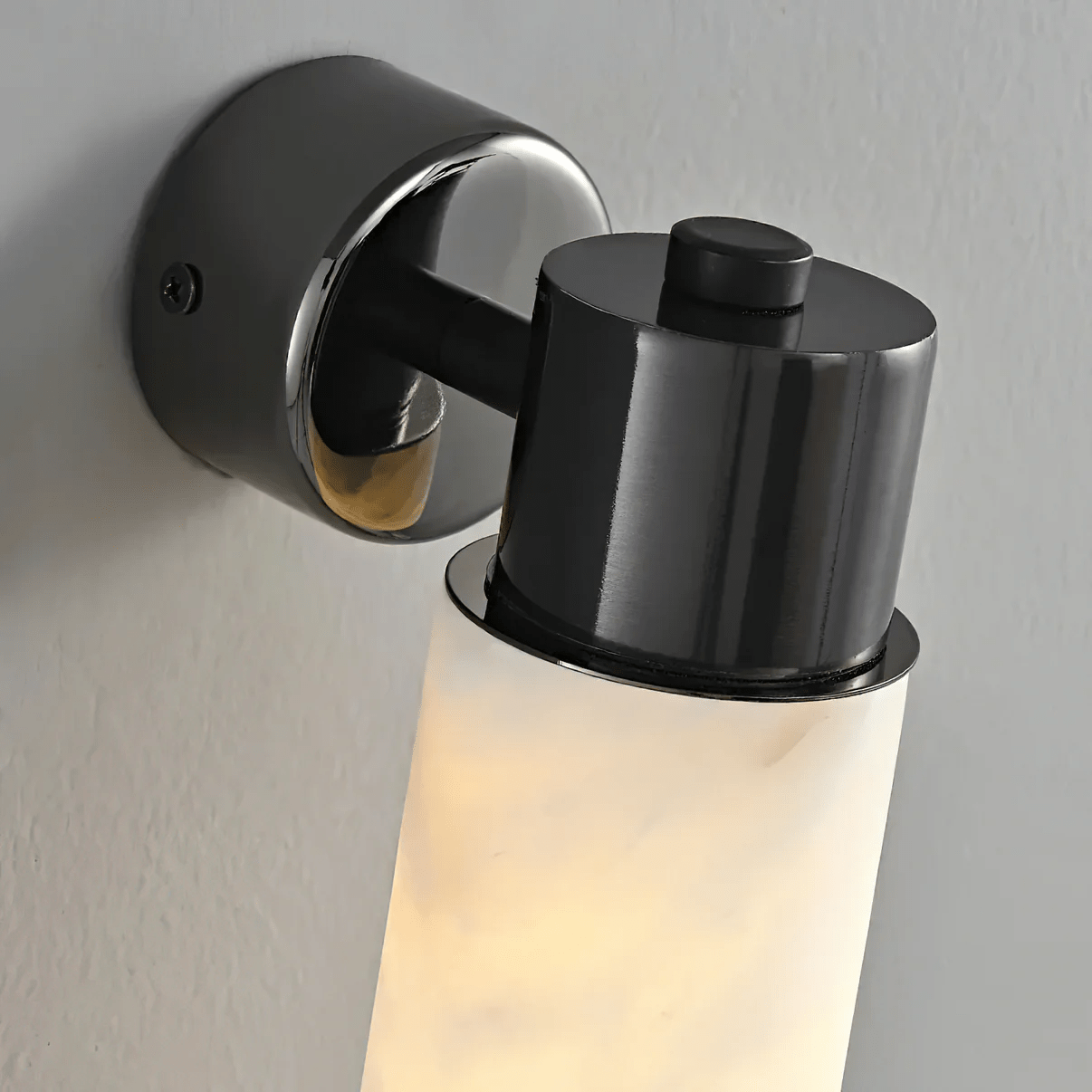 Poremis Alabaster Wall Light