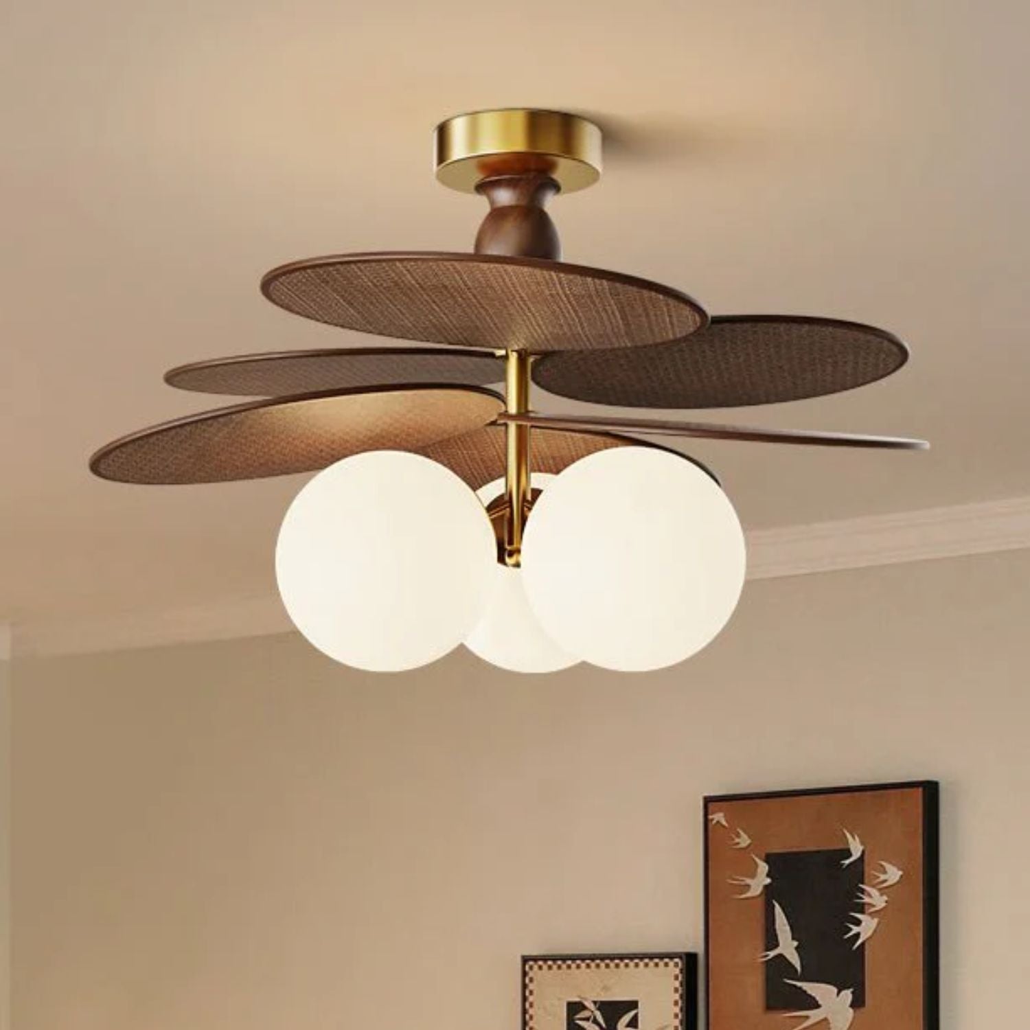 Meronis Ceiling Light