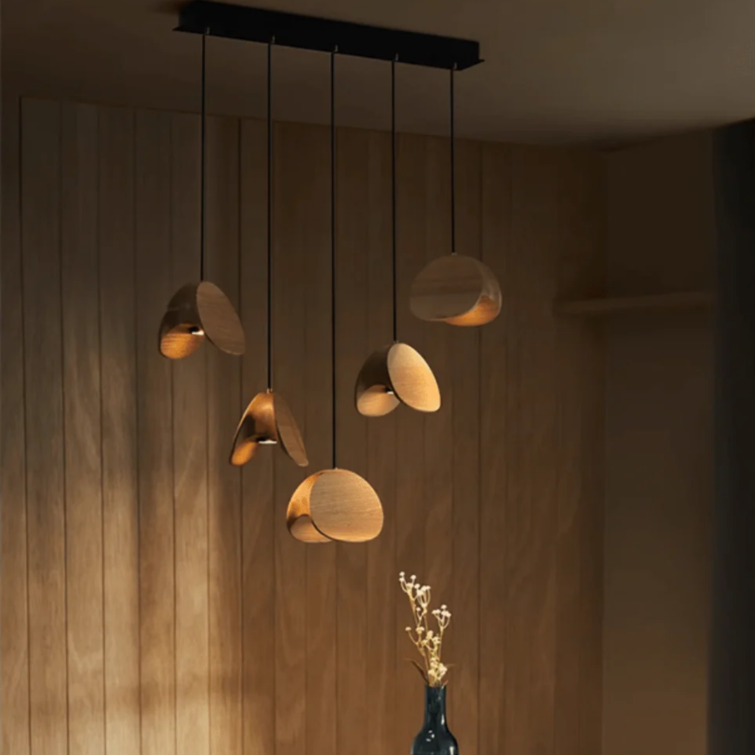 Folosc Pendant Light