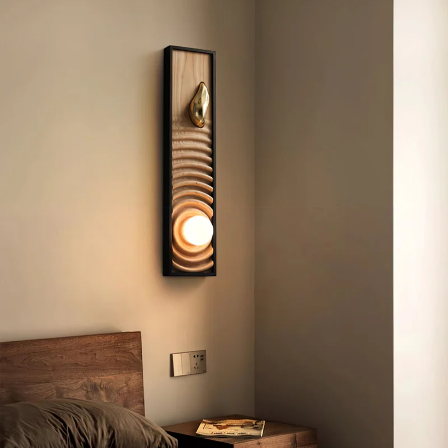 Moluze Wooden Wall Light