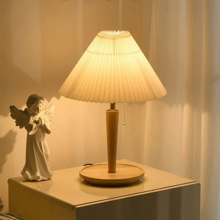 Lea Vintage Wooden Table Lamp