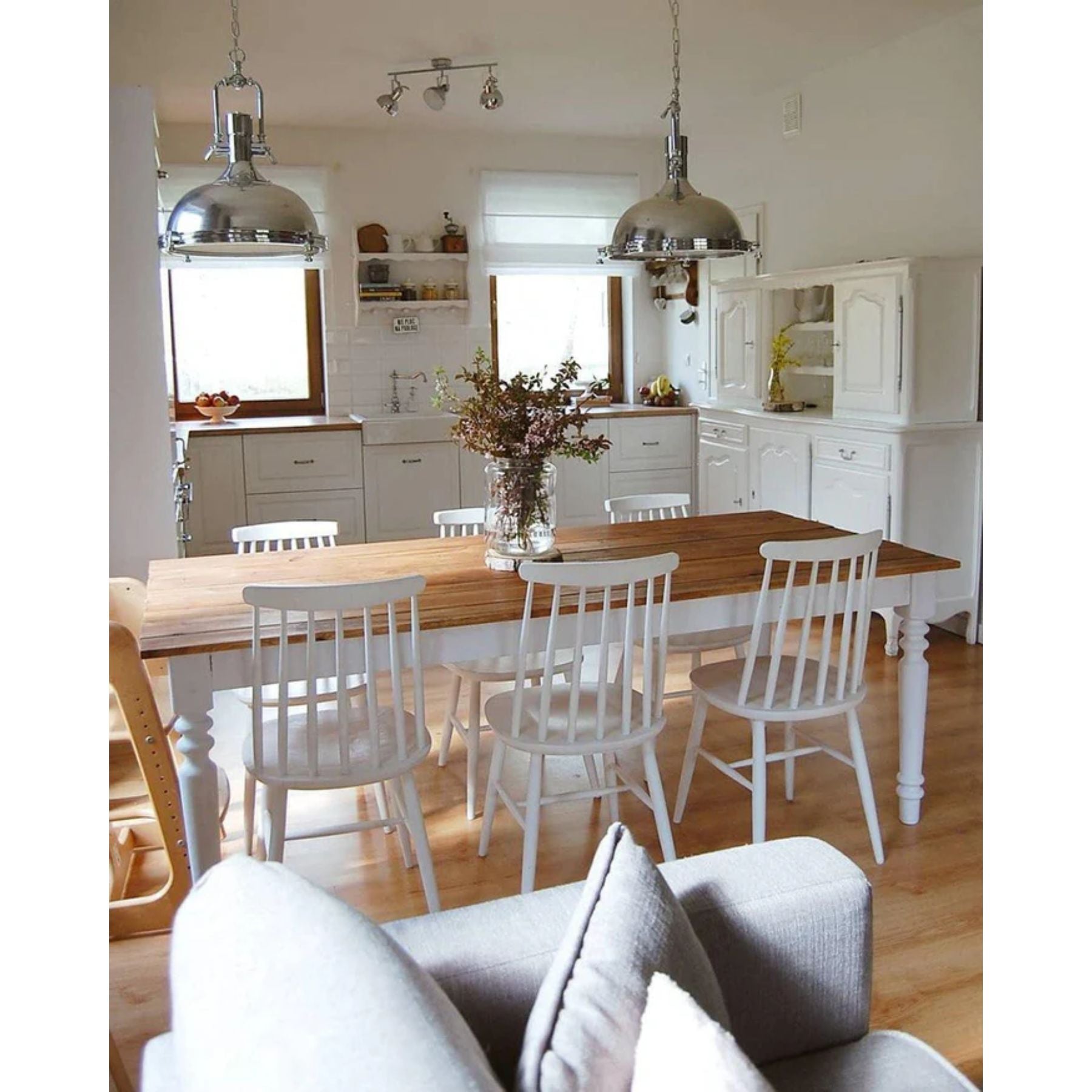 Levira Pendant Light