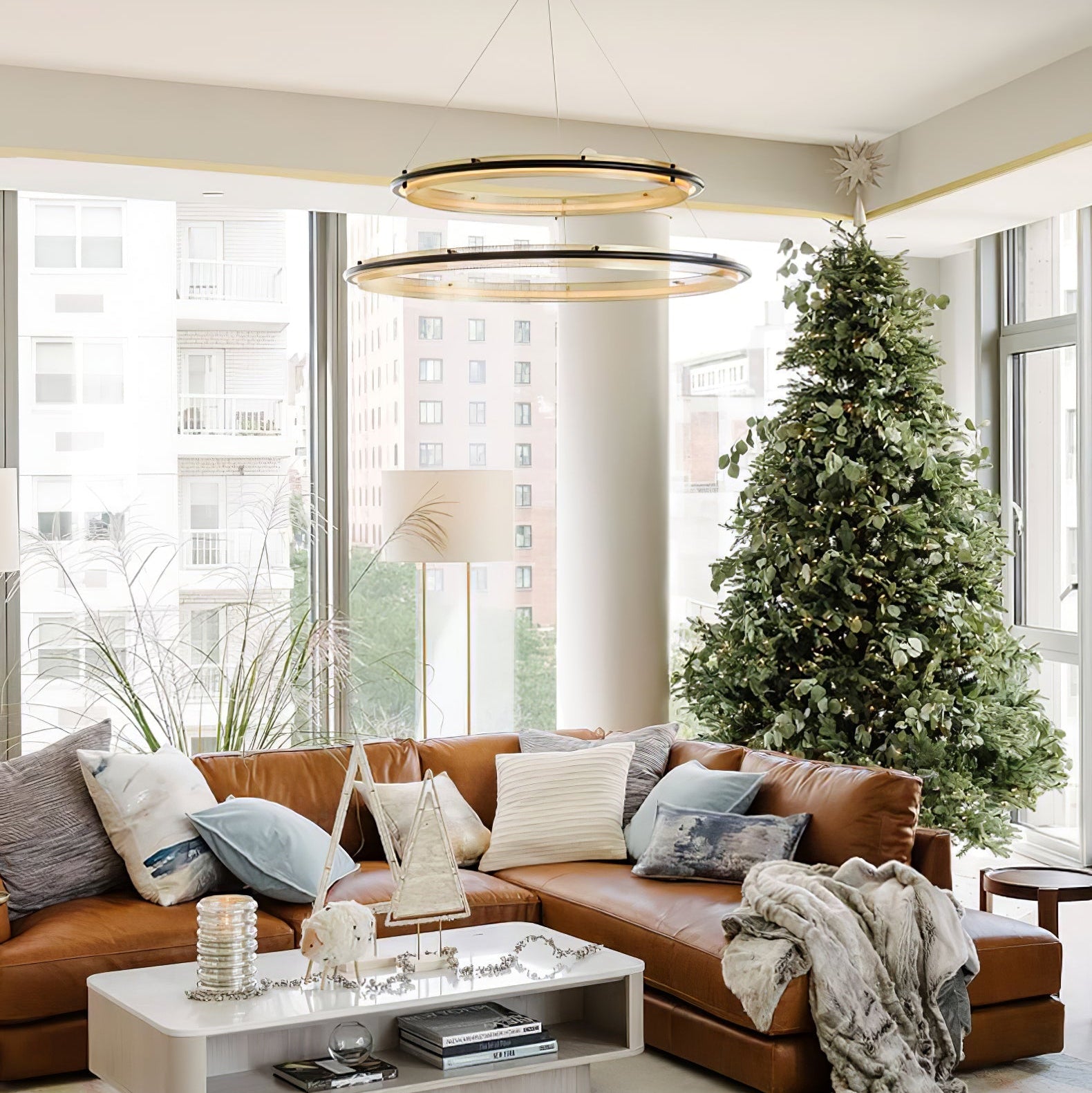 Acylin Chandelier