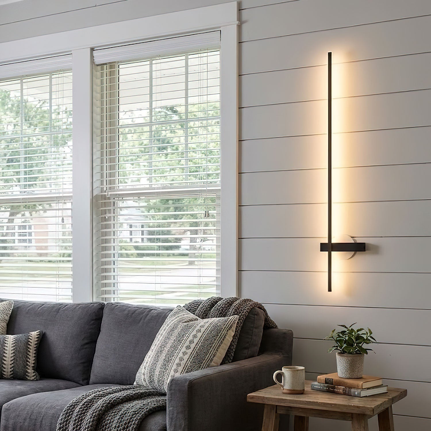 Madeilo Linear Wall Light