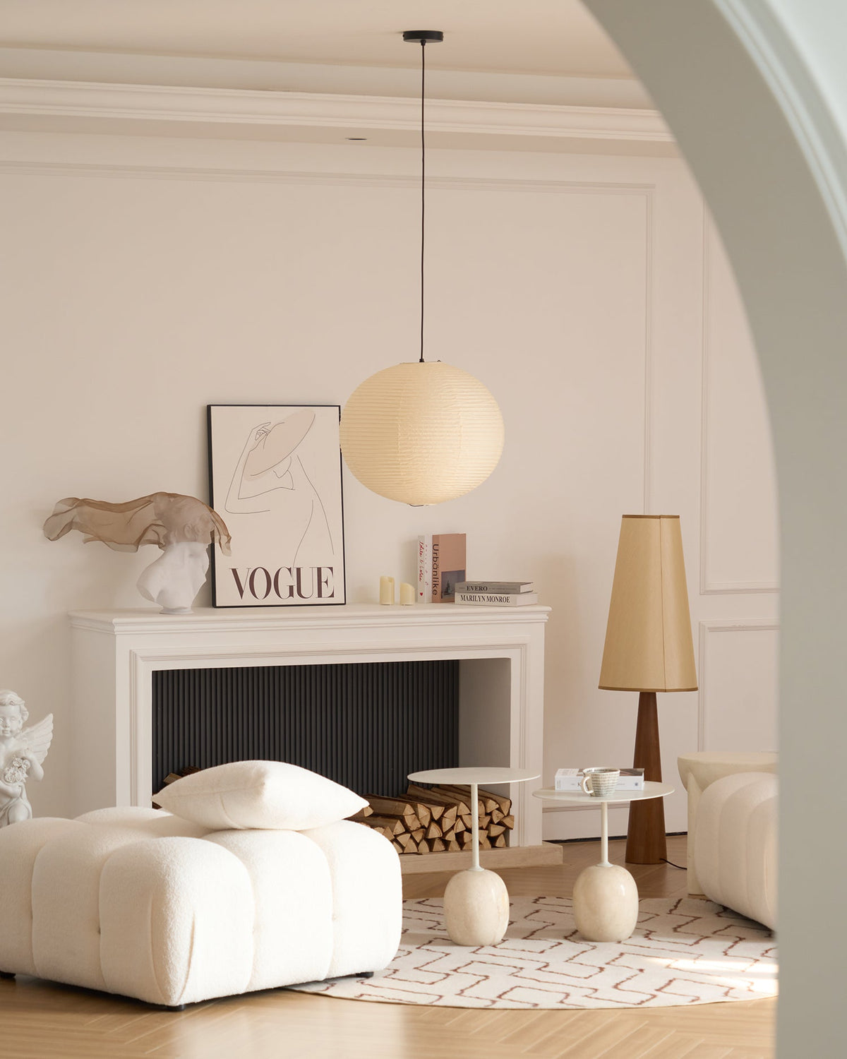 Dituli Globe Pendant Light