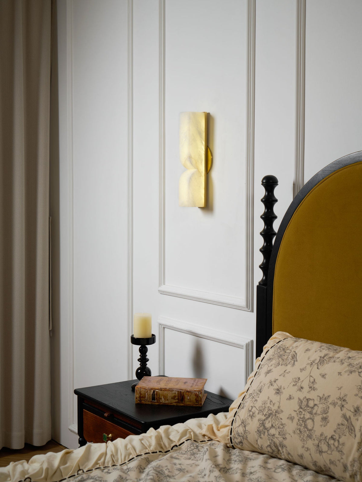 Travo Sculptural Wall Light
