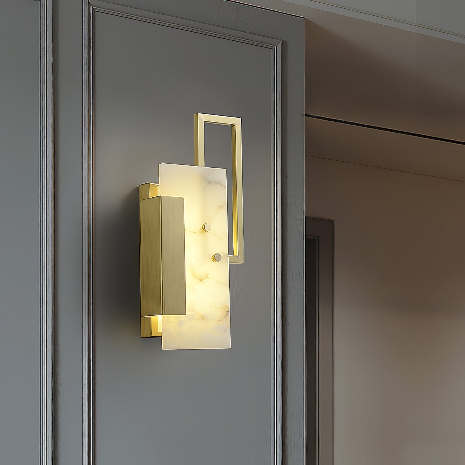 Tomeha Alabaster Wall Light