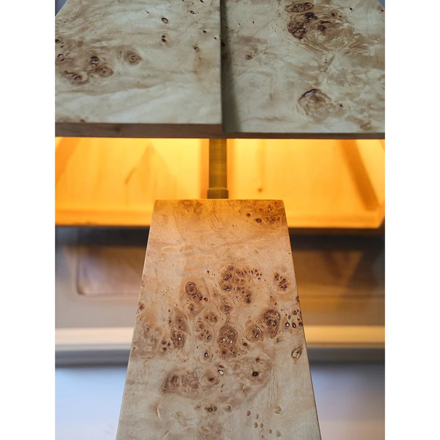 Amesis Table Lamp