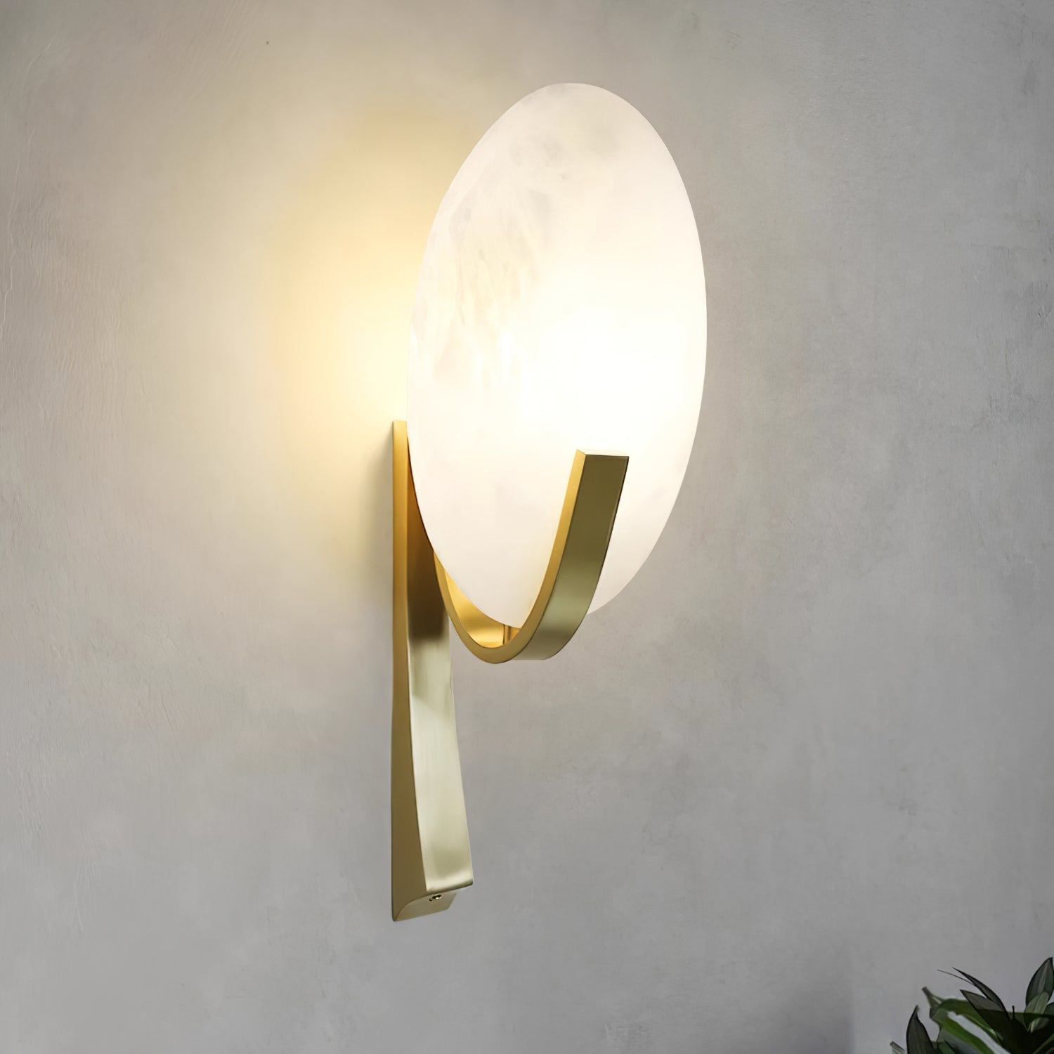 Elosi Alabaster Wall Light