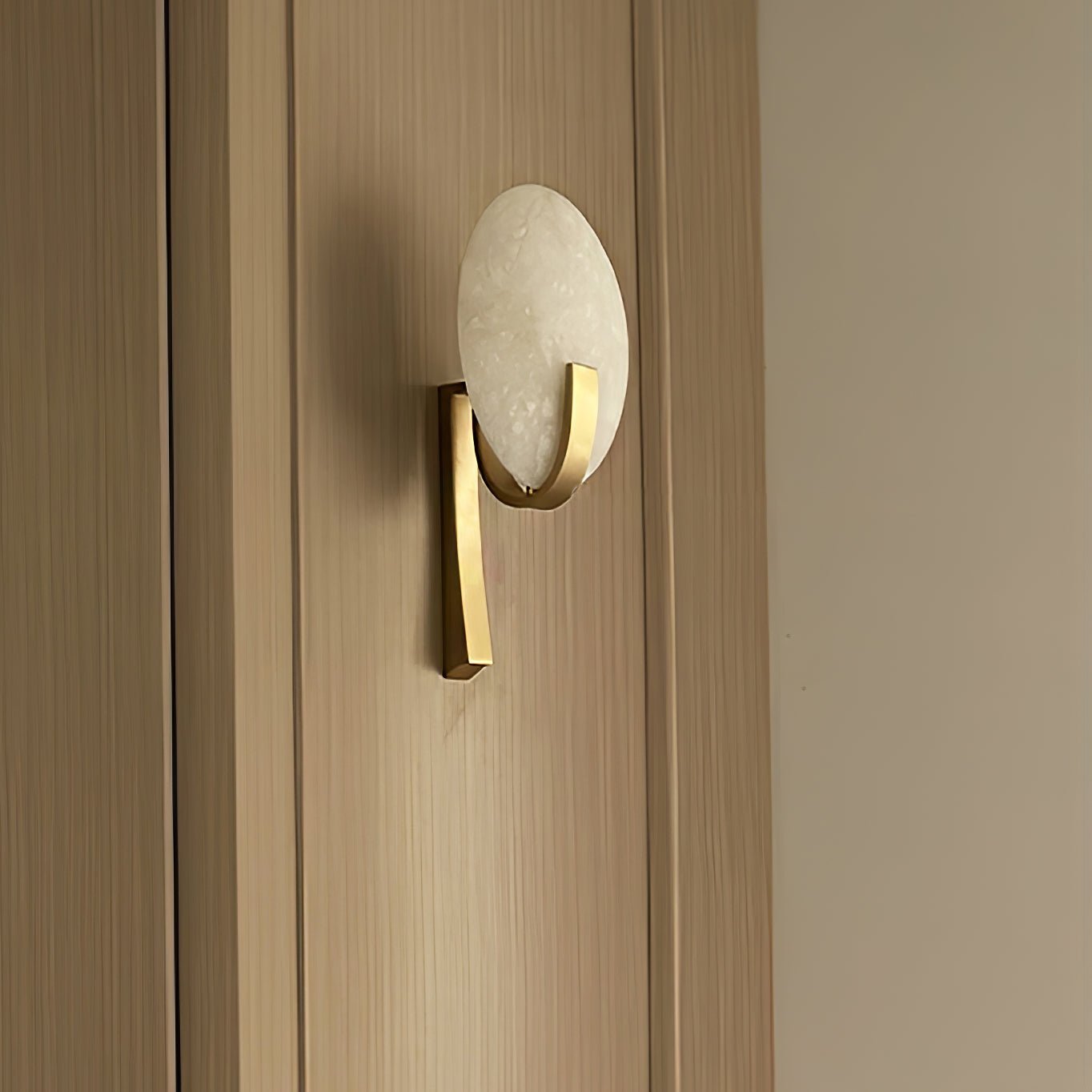 Elosi Alabaster Wall Light