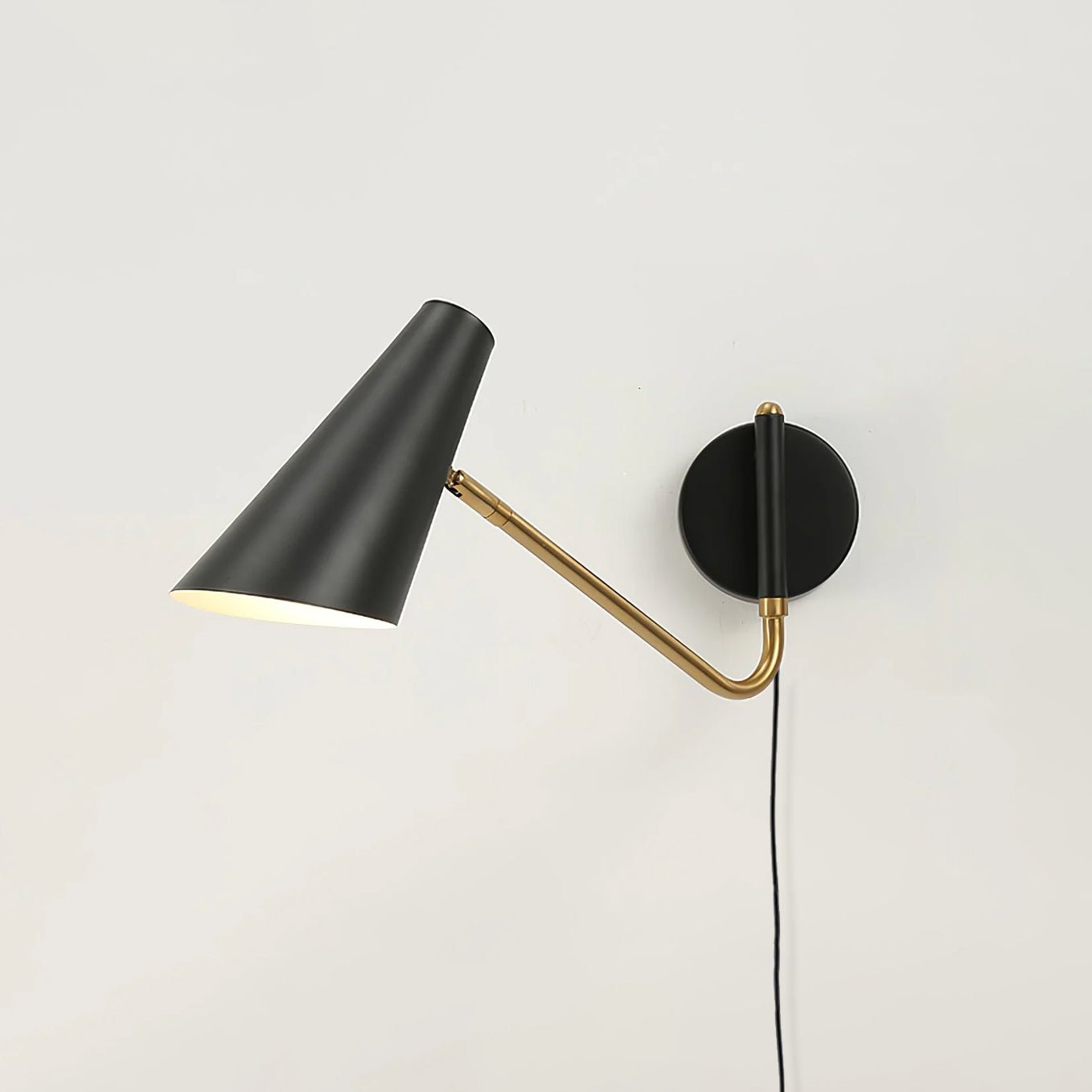 Arex Wall Light With Plug
