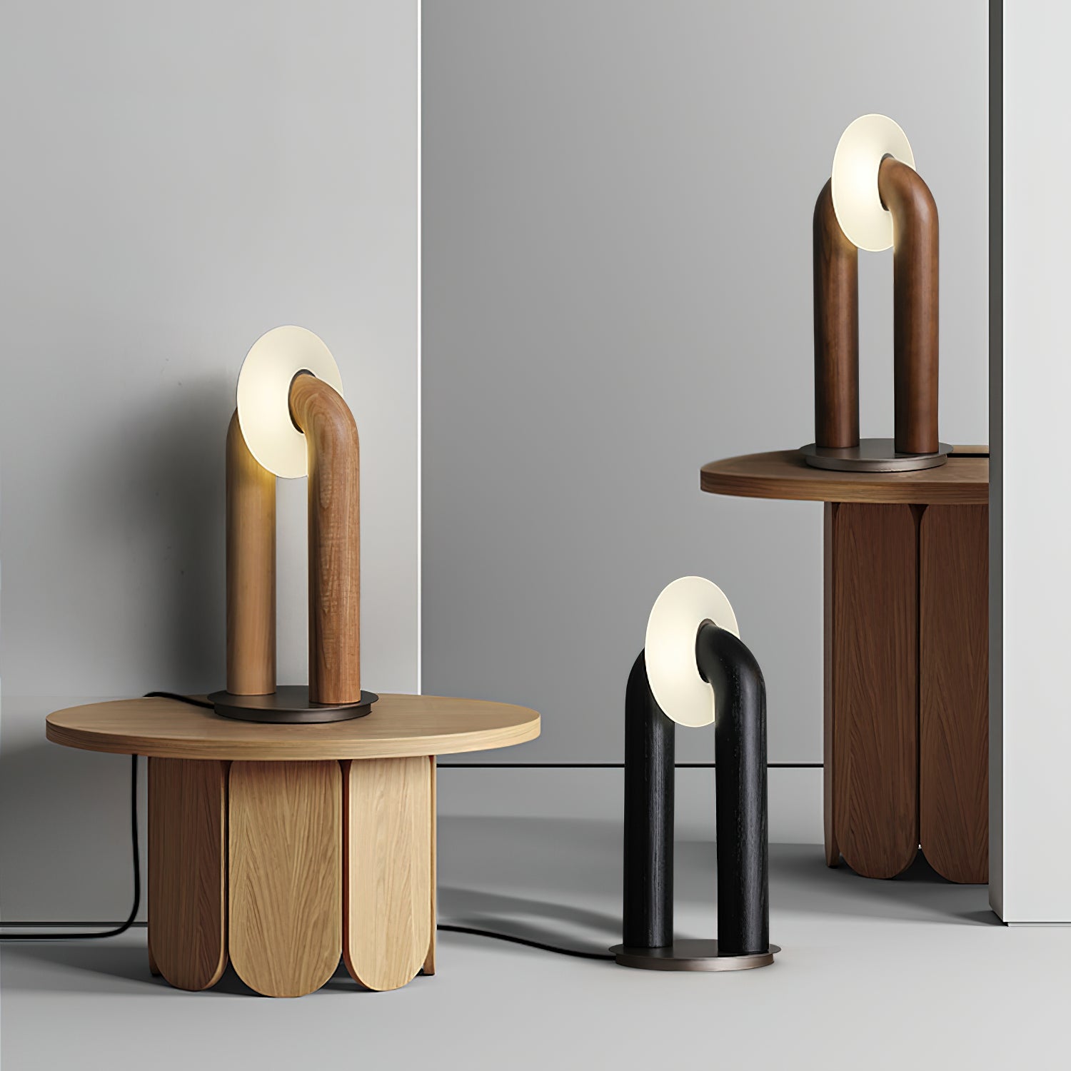 Disc Wooden Table Lamp