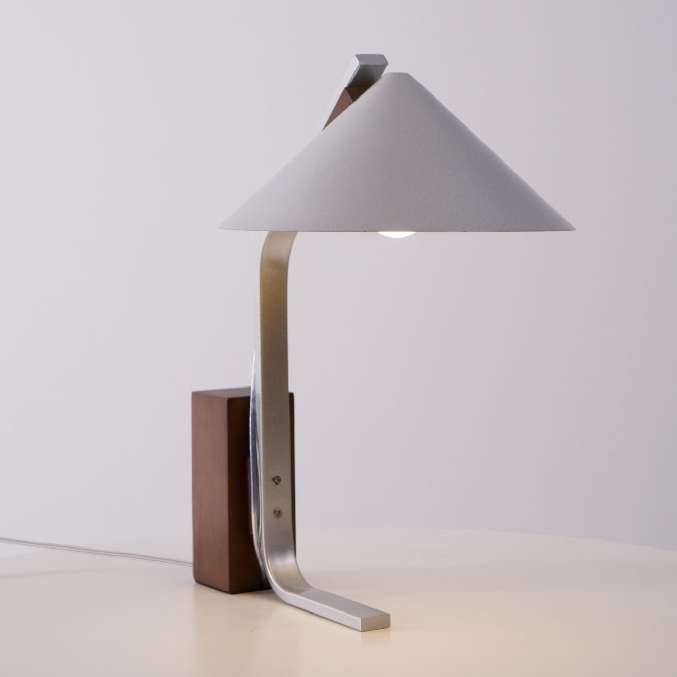 Arumeca Table Lamp