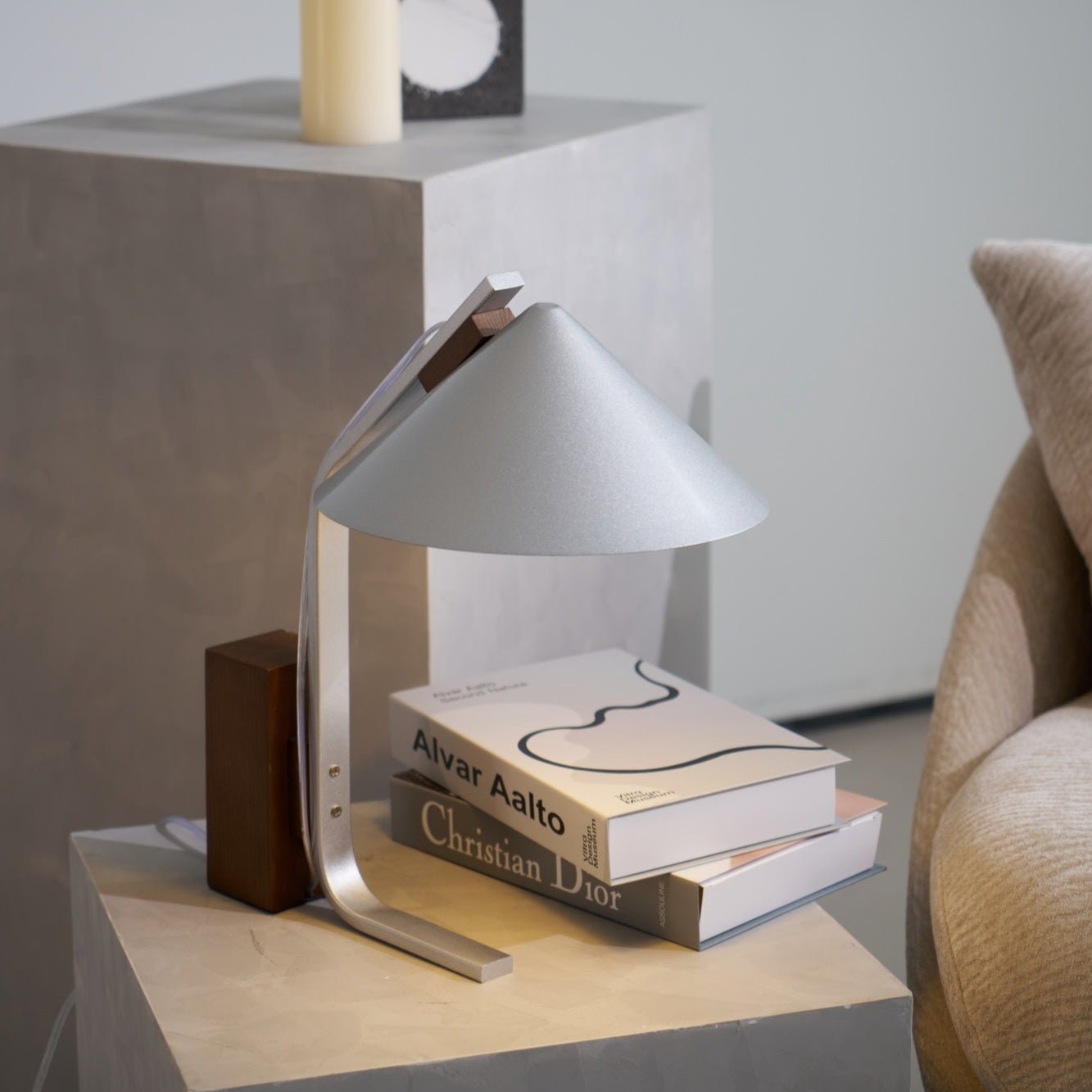 Arumeca Table Lamp