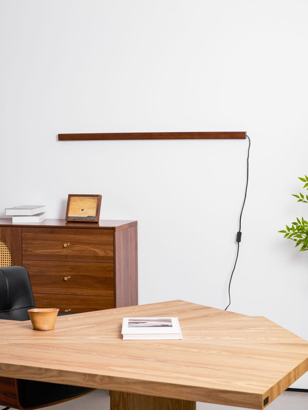 Rumara Linear Wall Light