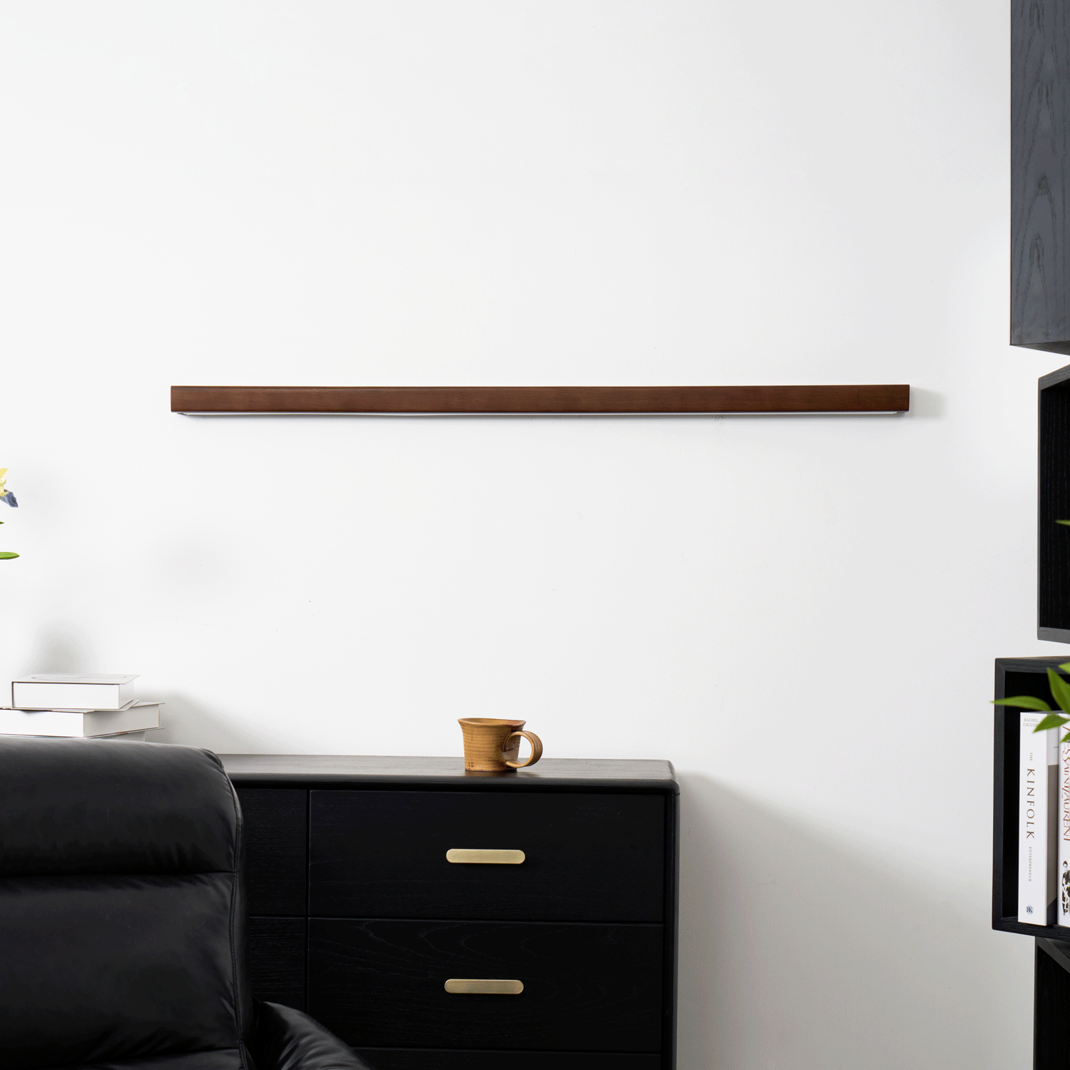 Meron Linear Wooden Wall Light