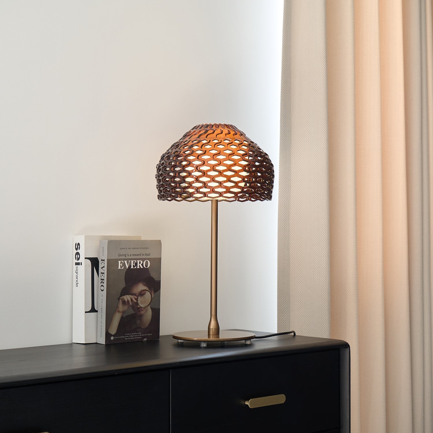 Aremillo Table Lamp
