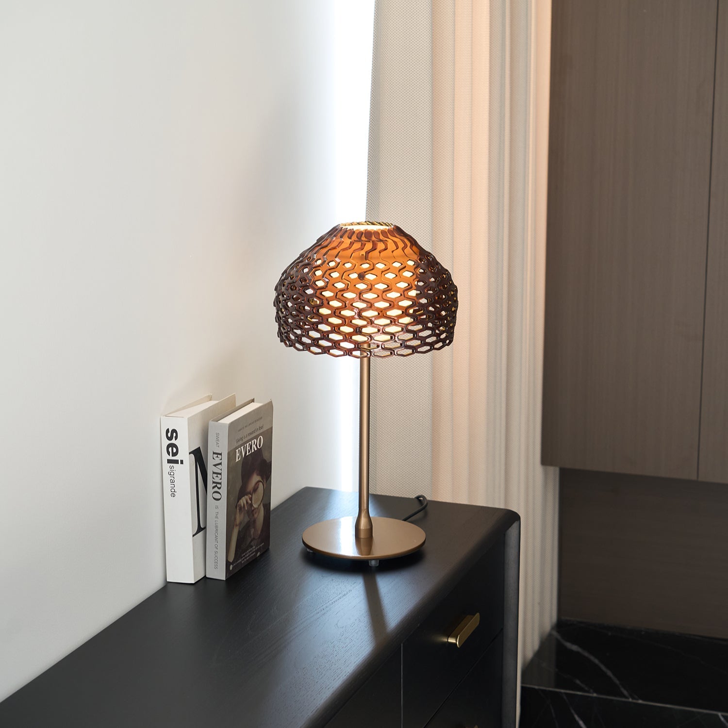 Aremillo Table Lamp