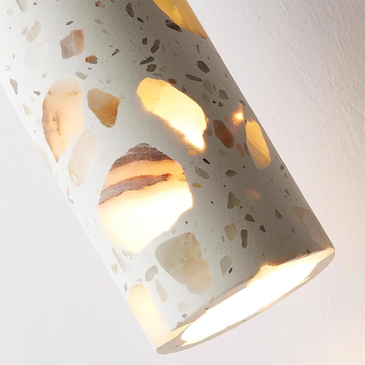 Armis Pendant Light
