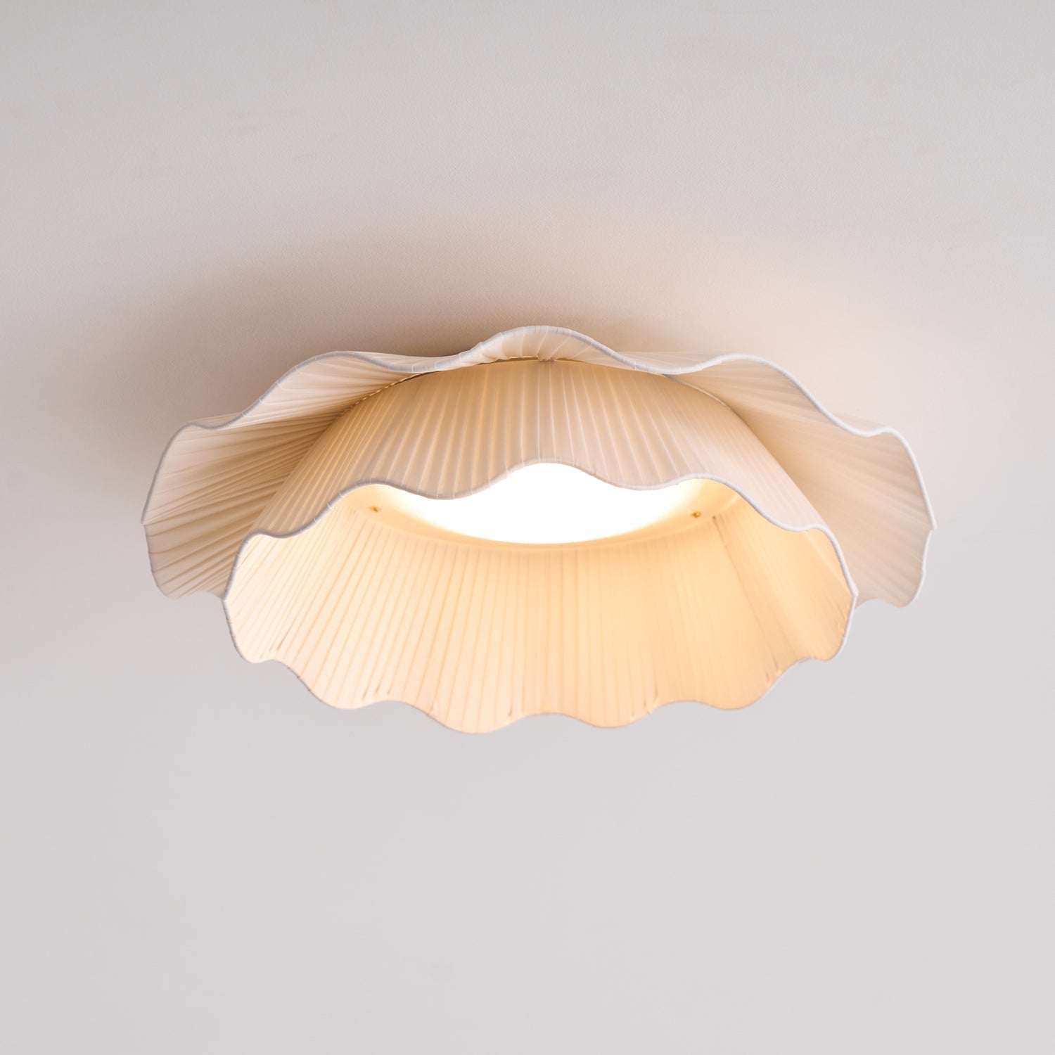 Arvin Flower Ceiling Light