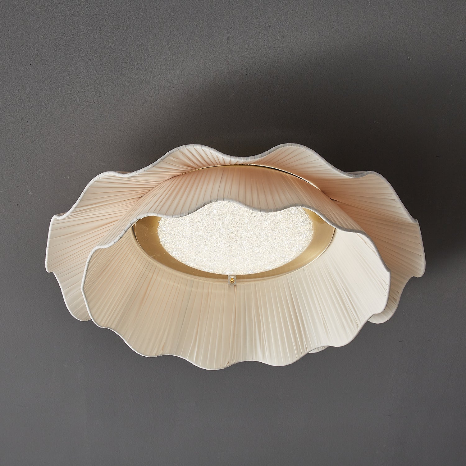Arvin Flower Ceiling Light