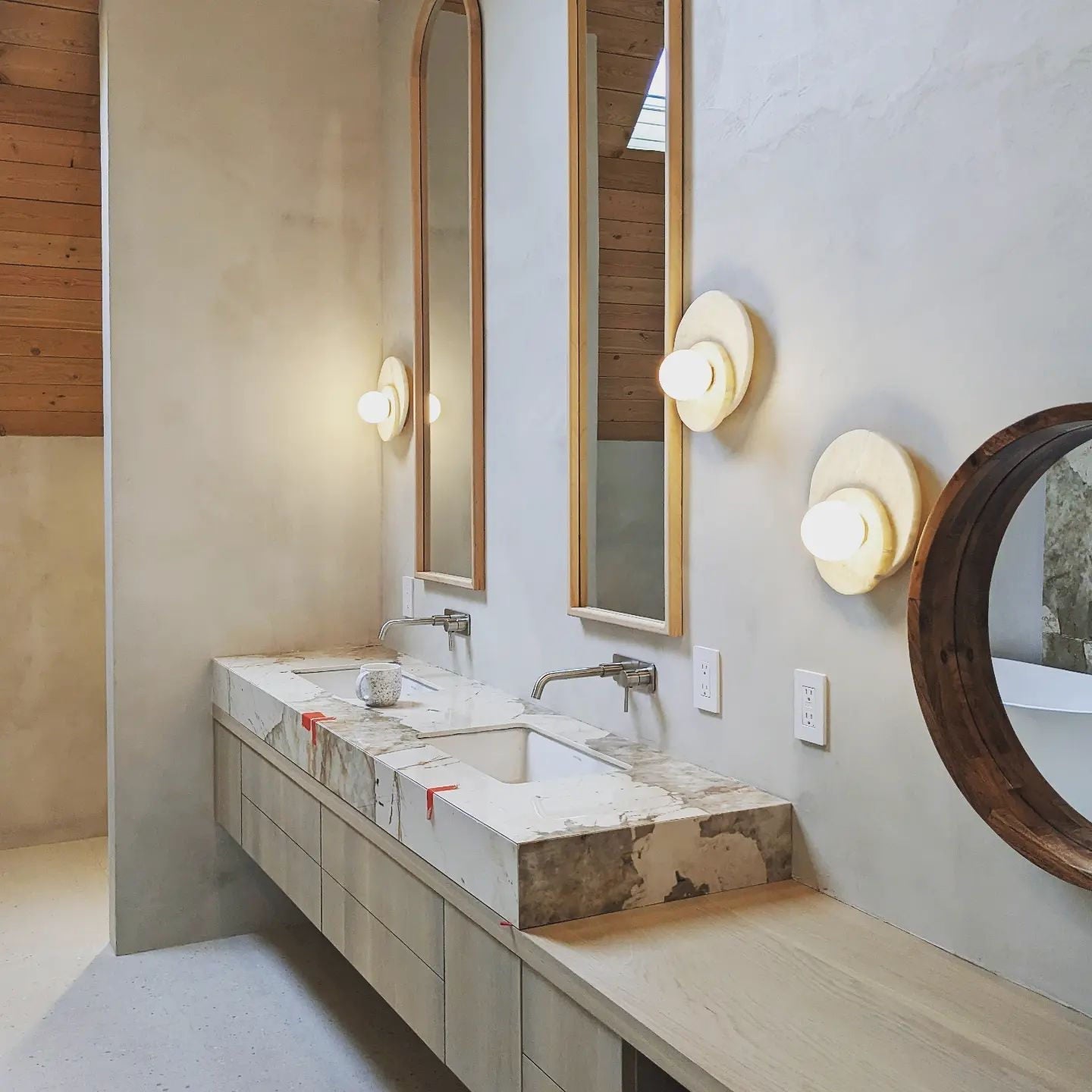 Erstone Marble Wall Light