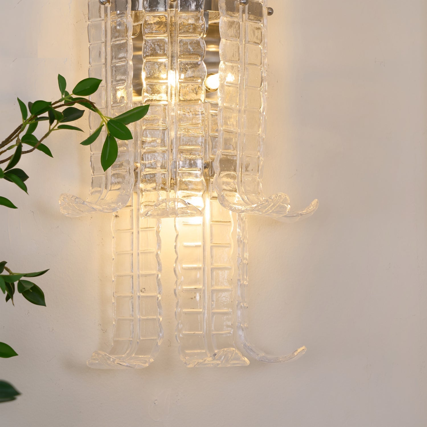 Pelonema Glass Wall Light