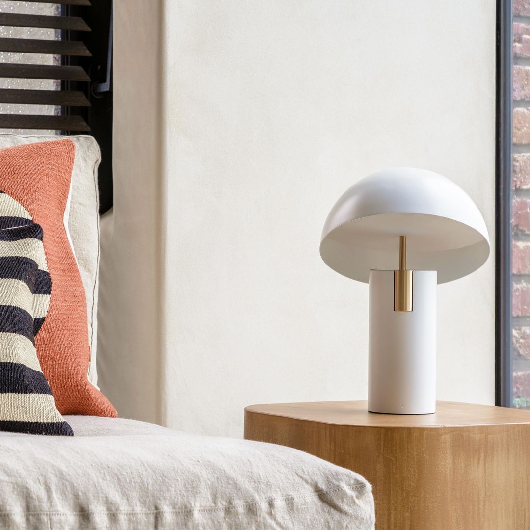 Tavos Table Lamp