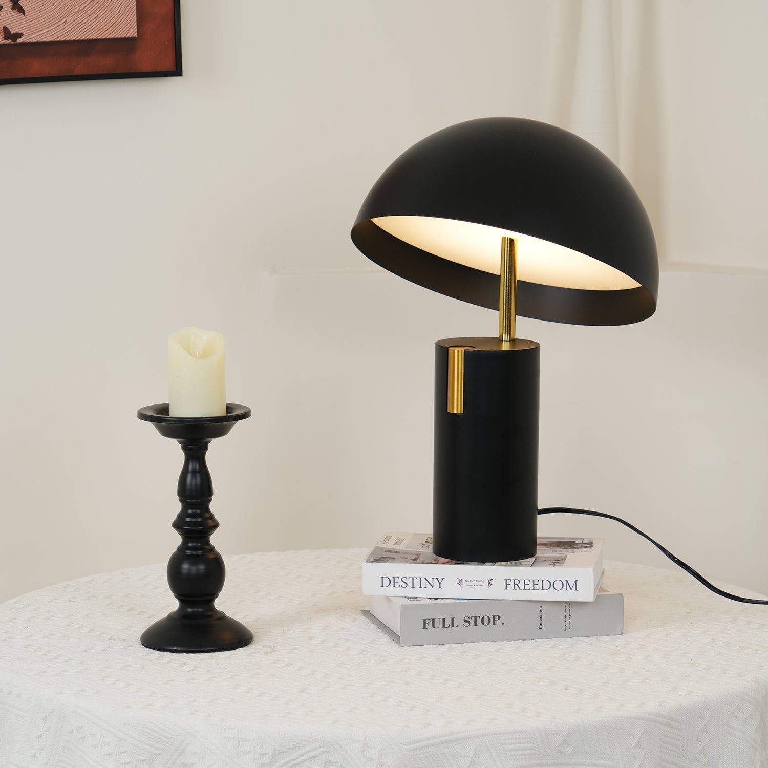 Tavos Table Lamp