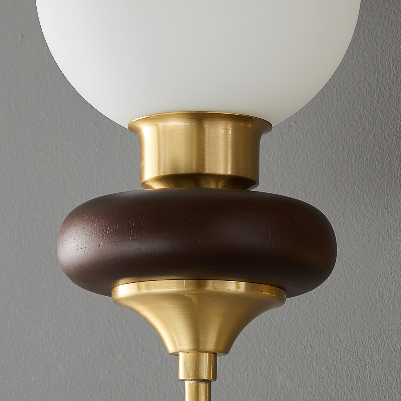 Belcon Wall Light