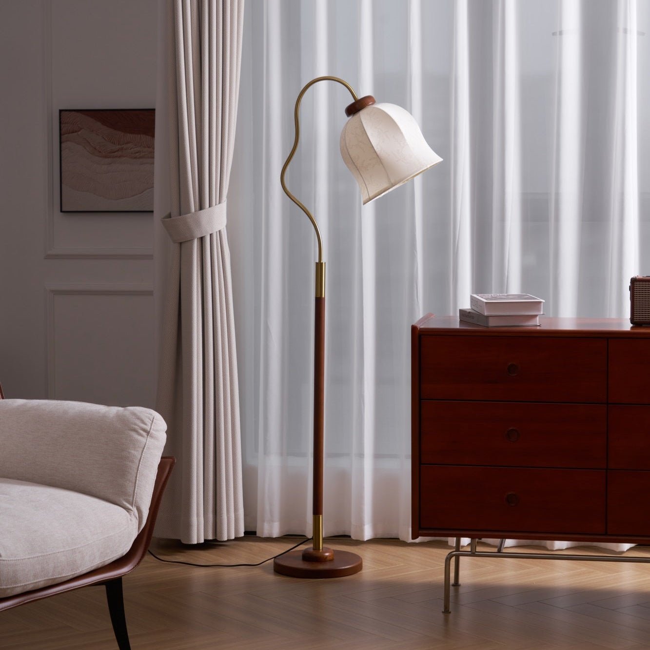Pofa Floor Lamp