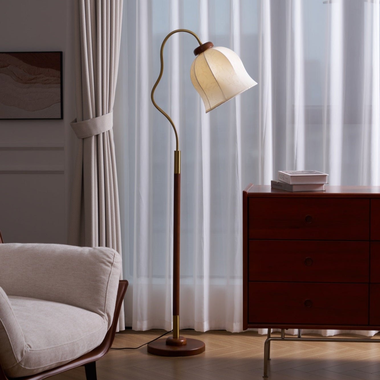 Pofa Floor Lamp