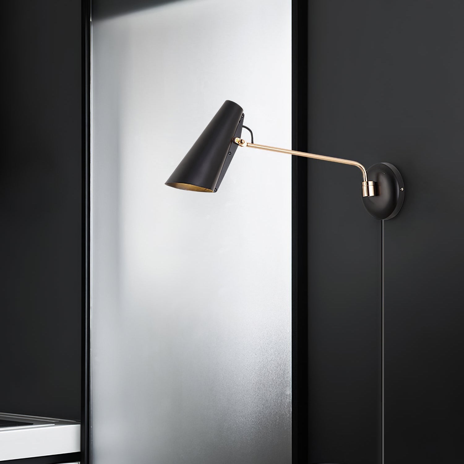 Veony Wall Light With Plug