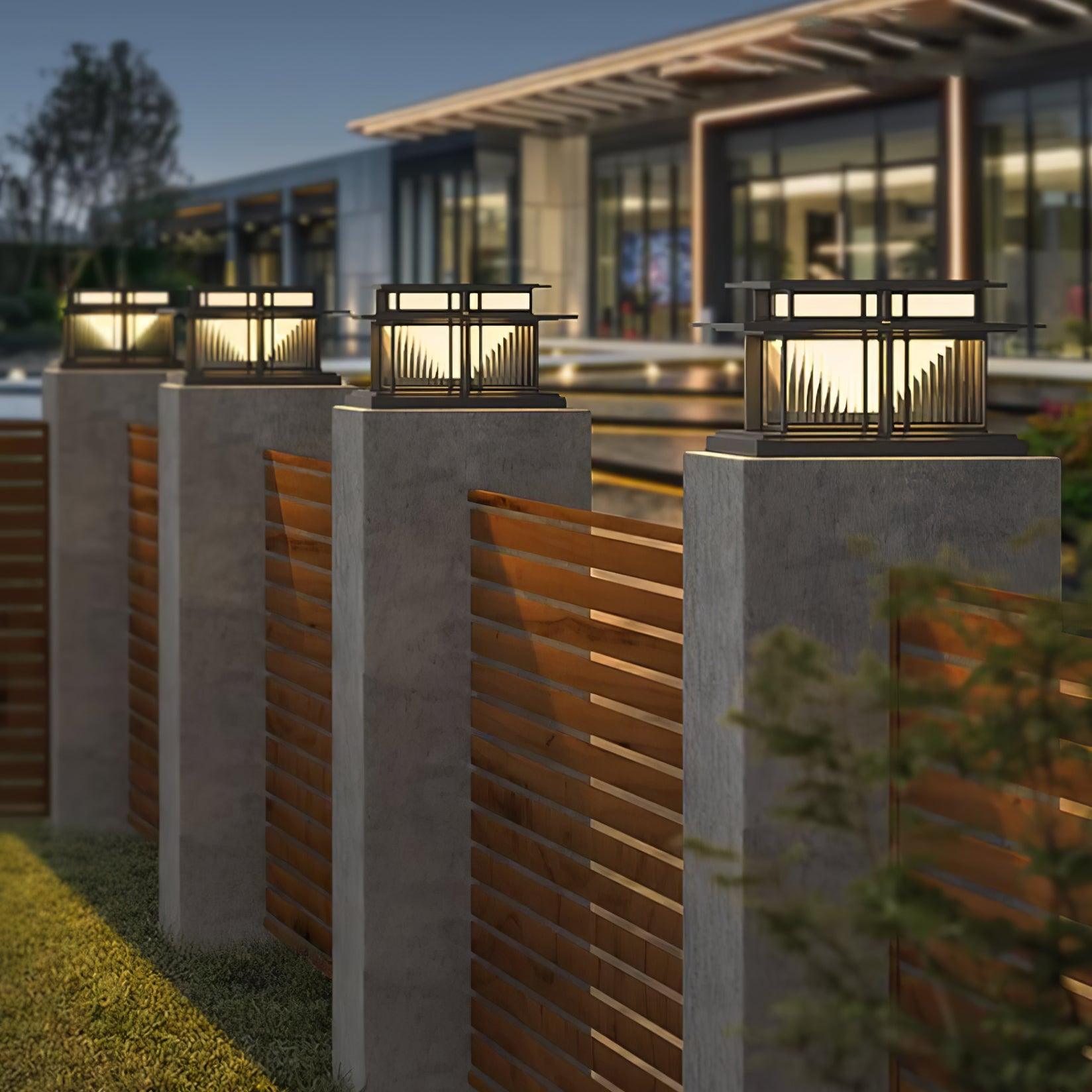 Boylin Pilar Outdoor Light