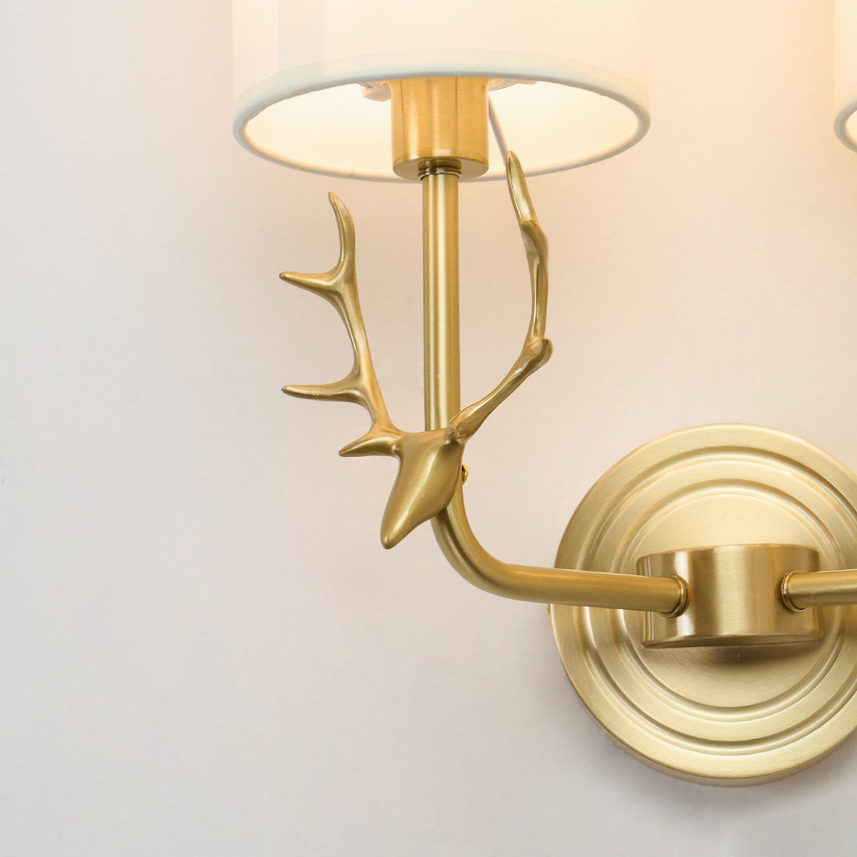 Varara Deer Wall Light