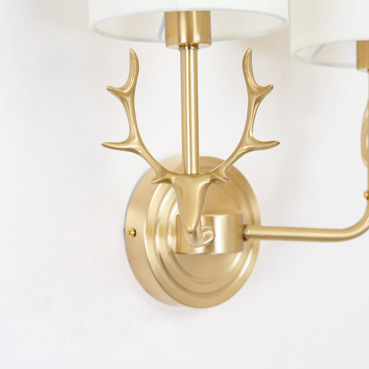 Varara Deer Wall Light