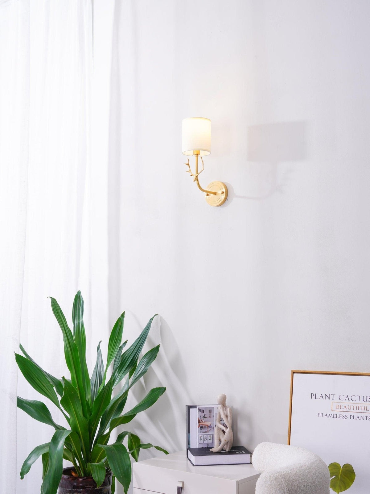 Varara Deer Wall Light