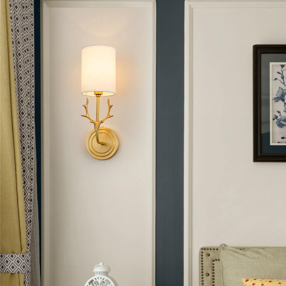 Varara Deer Wall Light