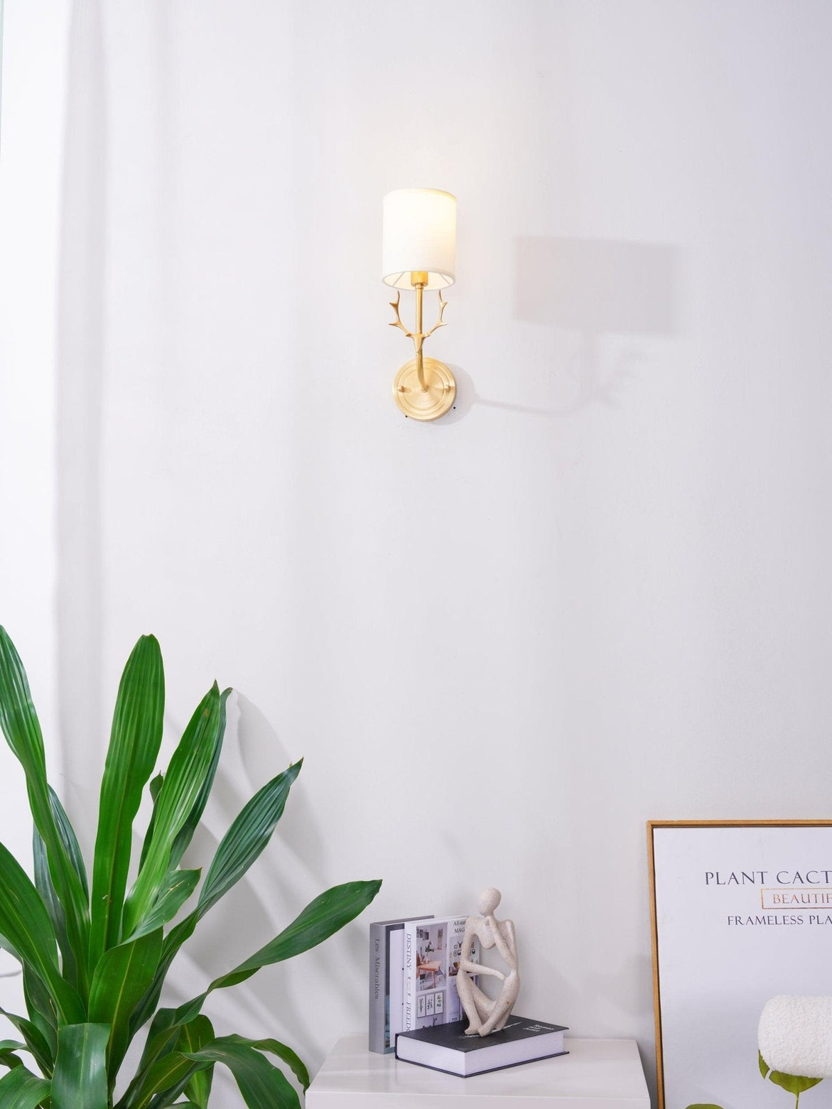 Varara Deer Wall Light