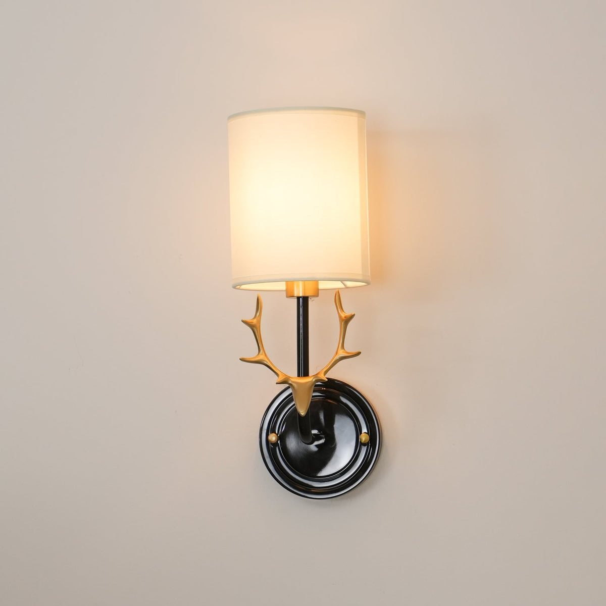 Varara Deer Wall Light