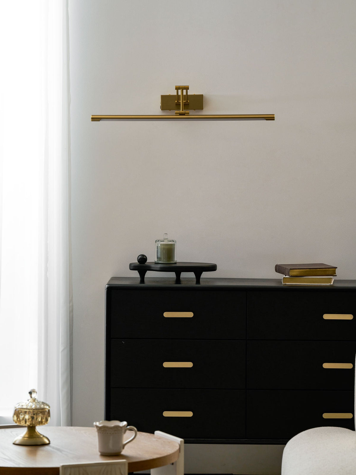 Jesora Linear Wall Light