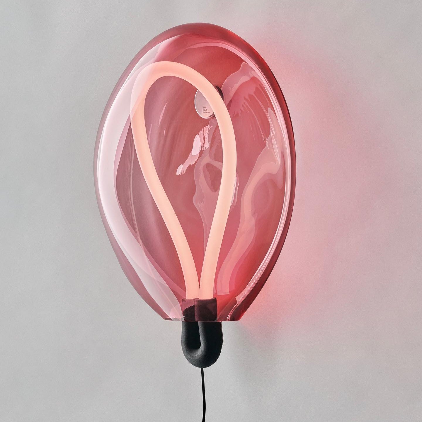 Volla Wall Light with Plug