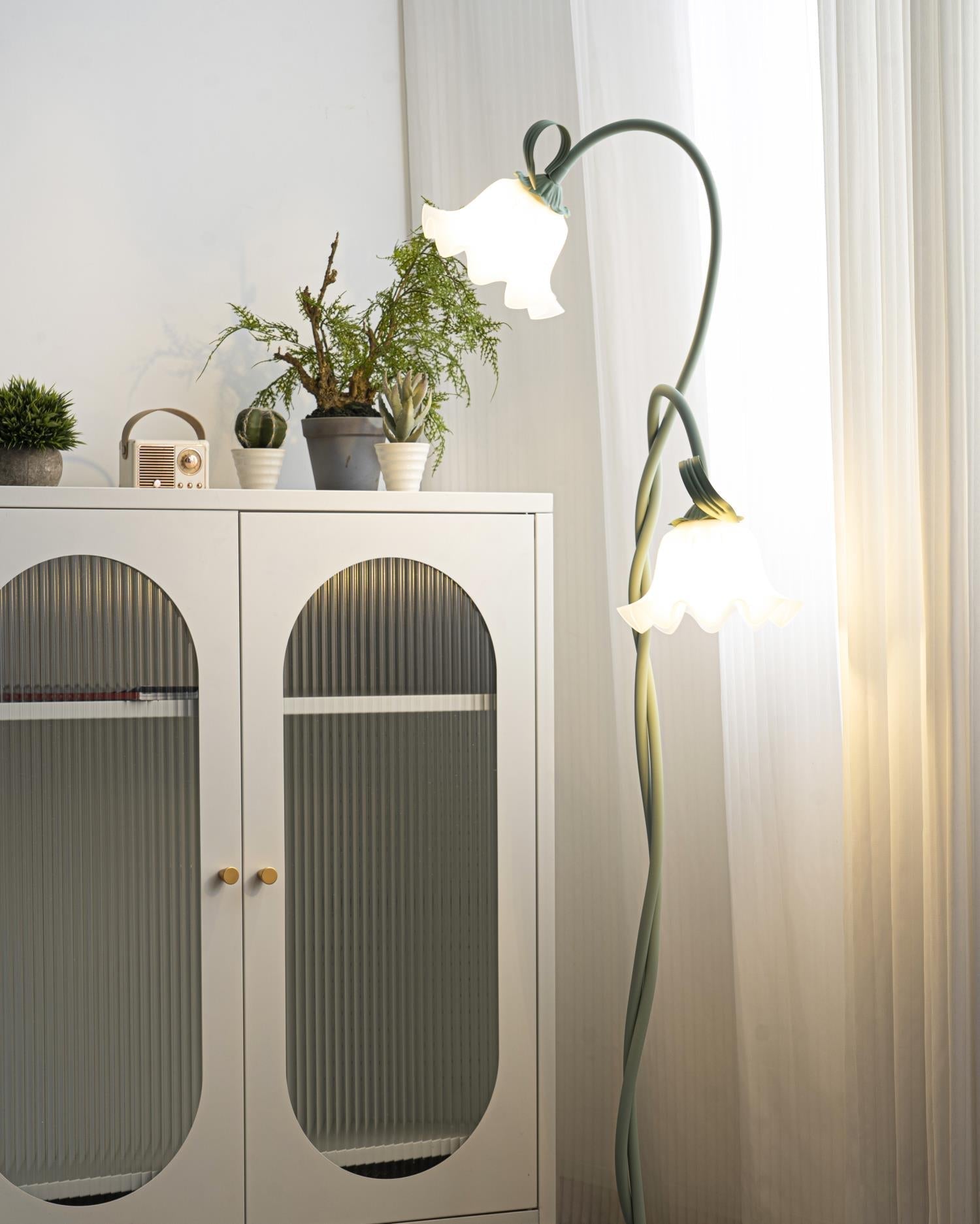 Cella Flower Floor Lamp