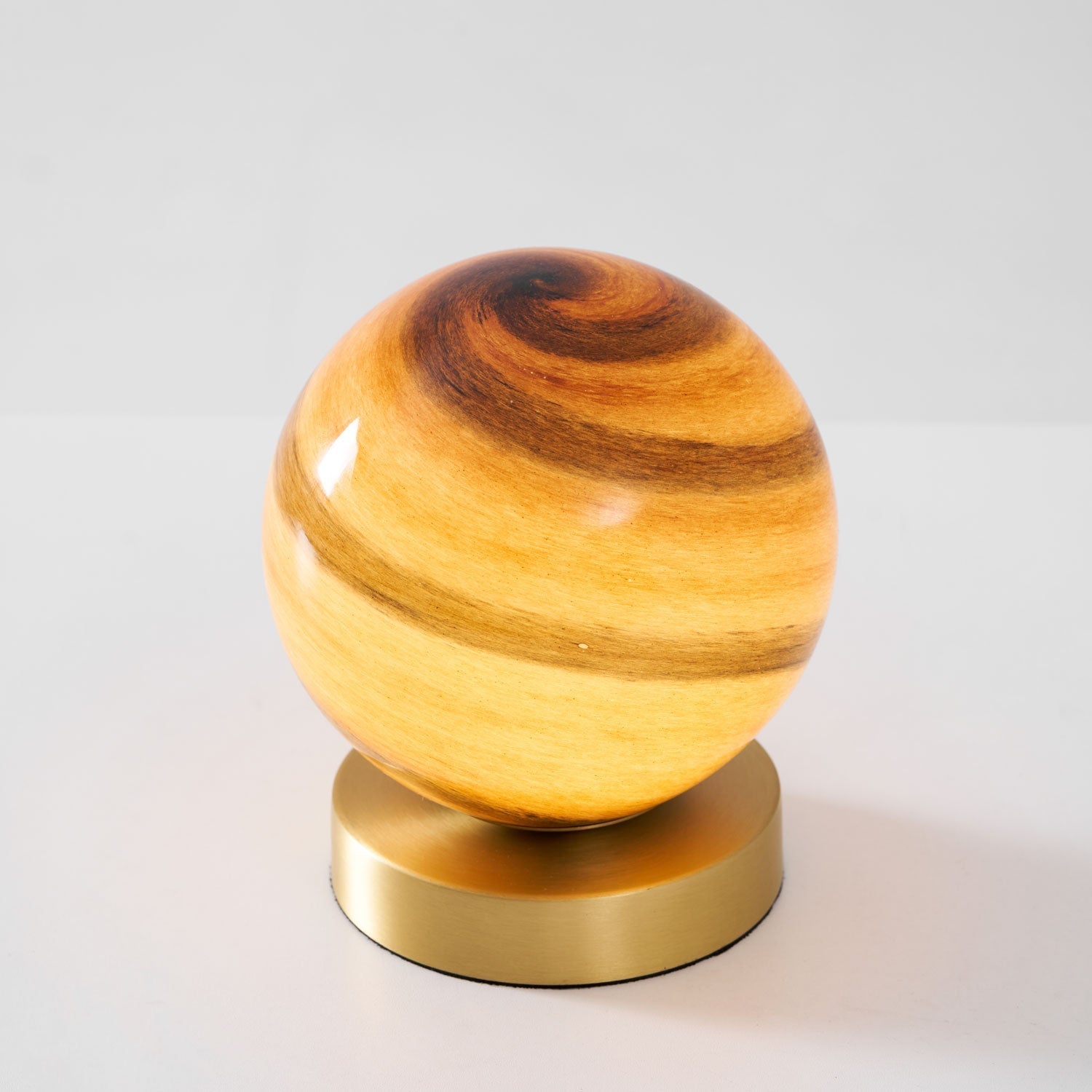 Romelty Table Lamp