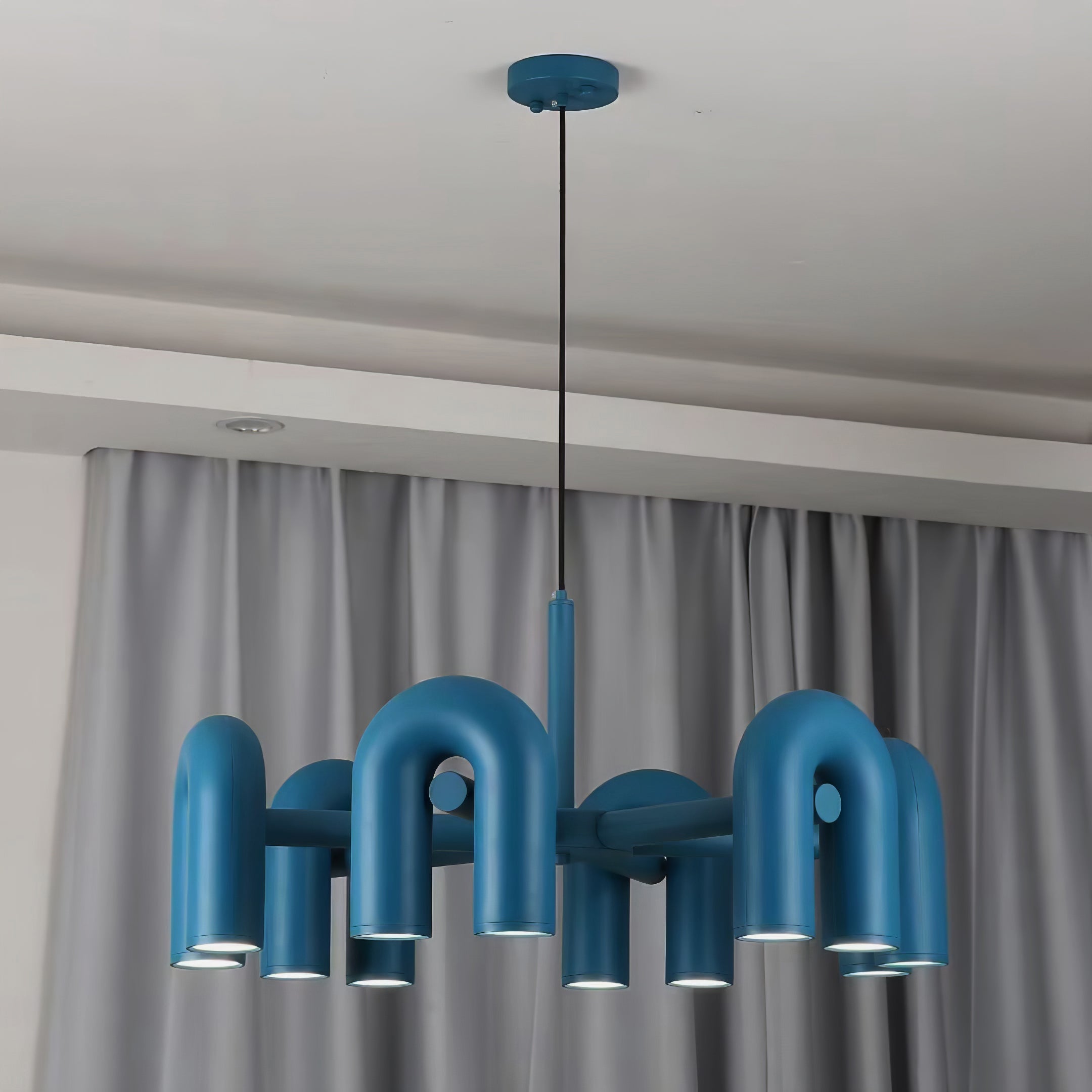 Kuben Pendant Light