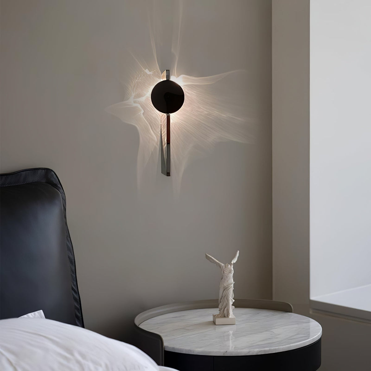 Jerolo Sculptural Wall Light