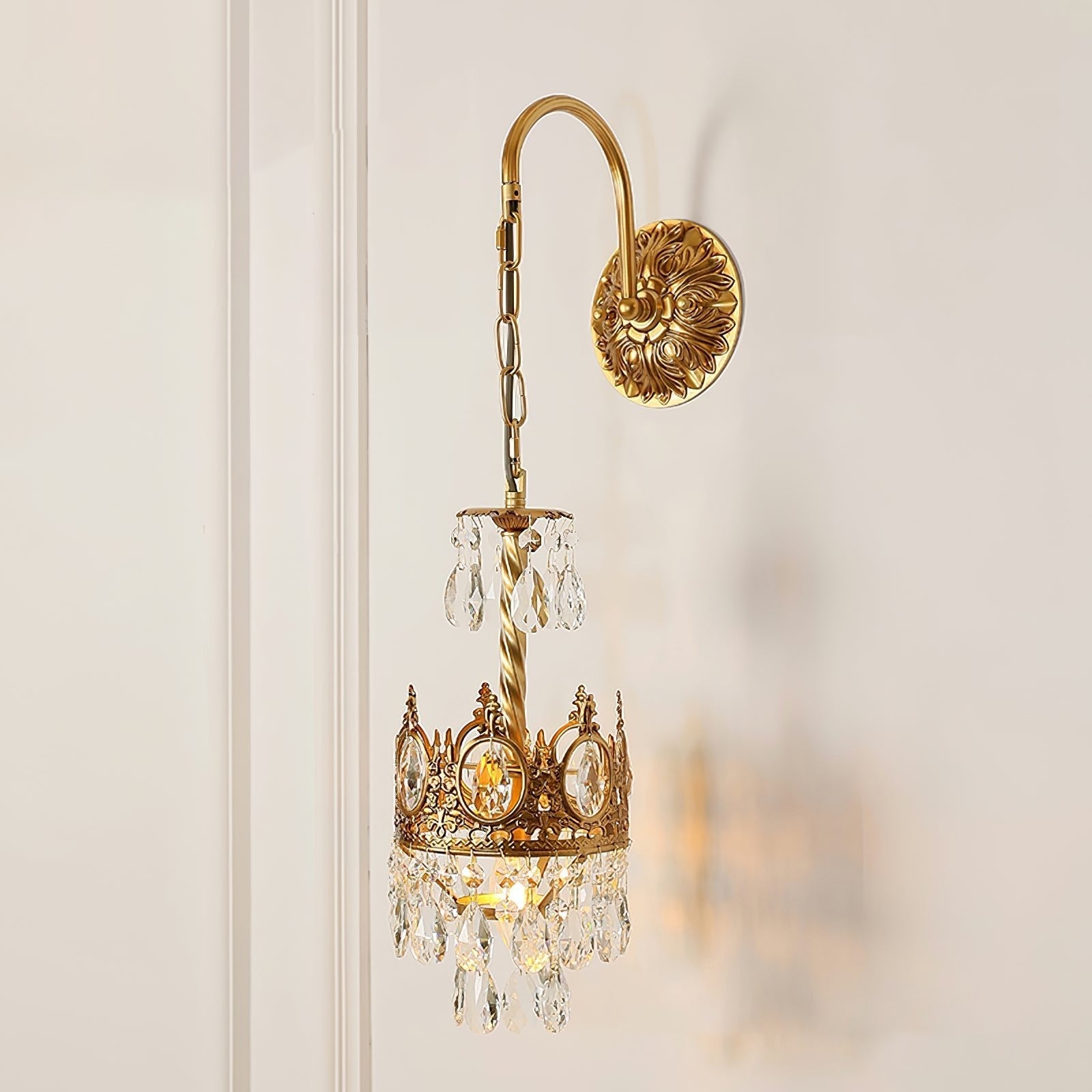 Qelin Crystal Crown Wall Light